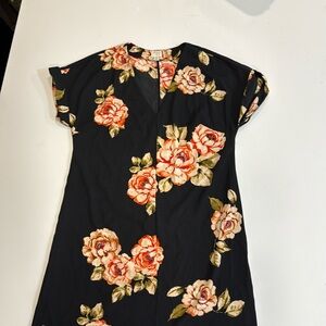 Floral Mid-Thigh Length Dress - size Small